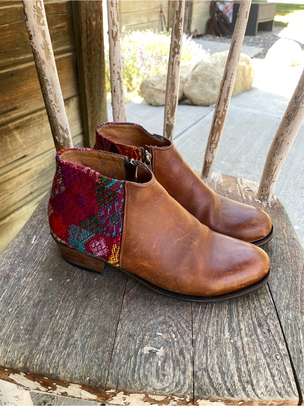 Source Unknown Brown Leather Ankle Booties with Multicolor Textile Panel
